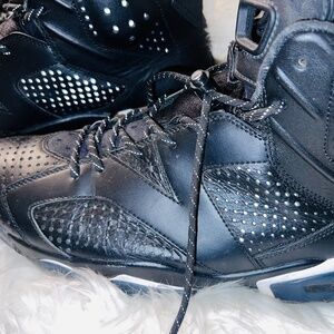 Men’s Nike shoes size 12